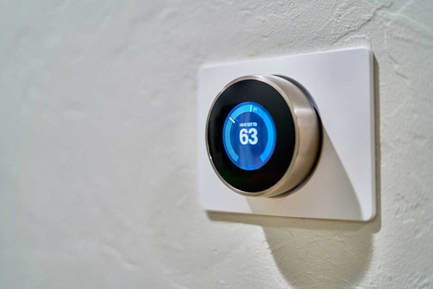 What is the best thermostat for Airbnb and vacation rentals?